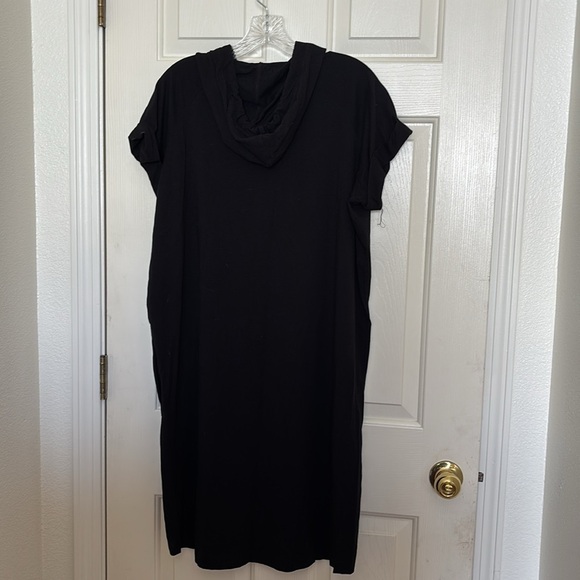 The Company Store Hooded Dress or Coverup - Picture 4 of 5